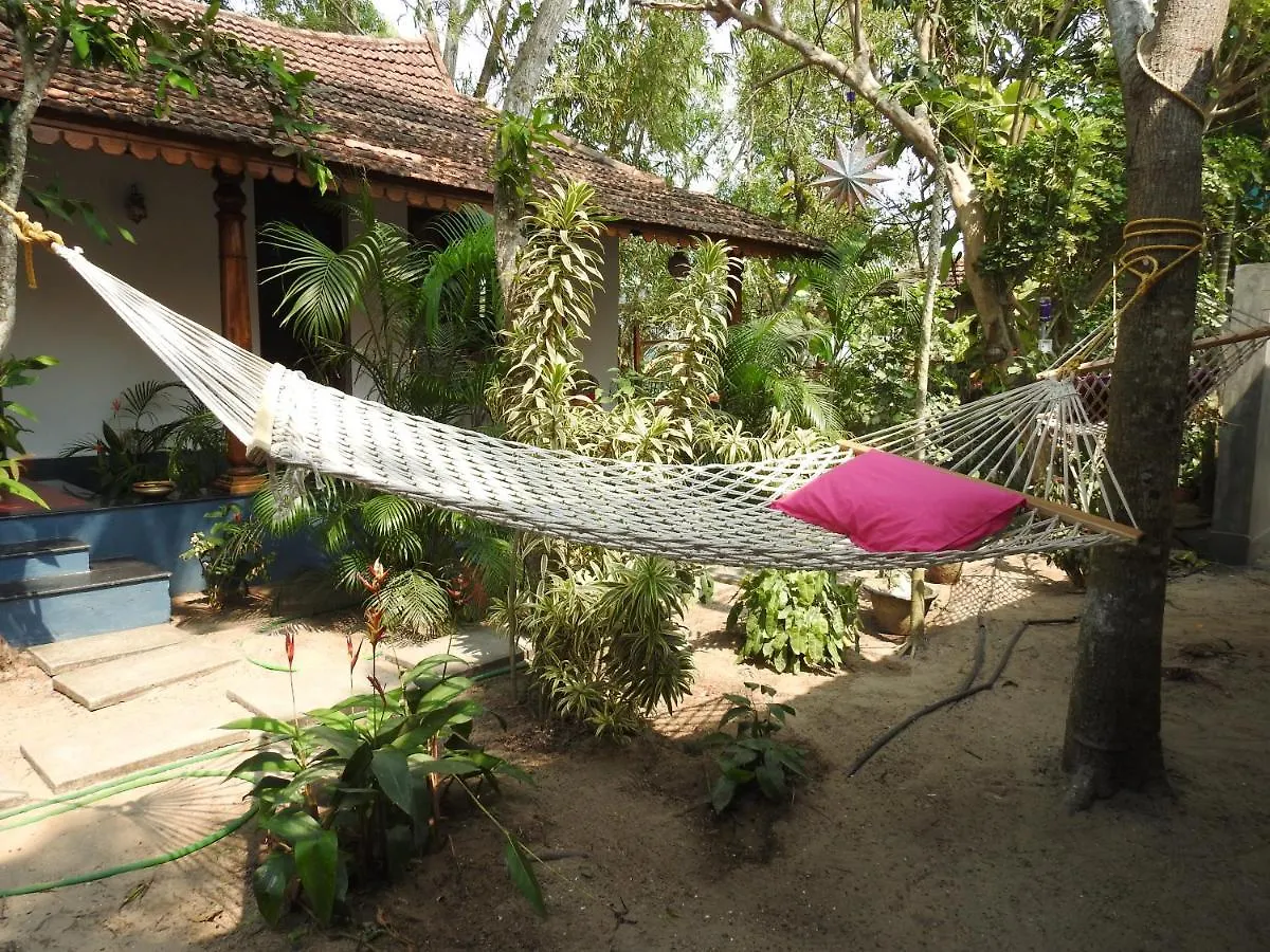 Отель Alleppey Beach Garden Alappuzha